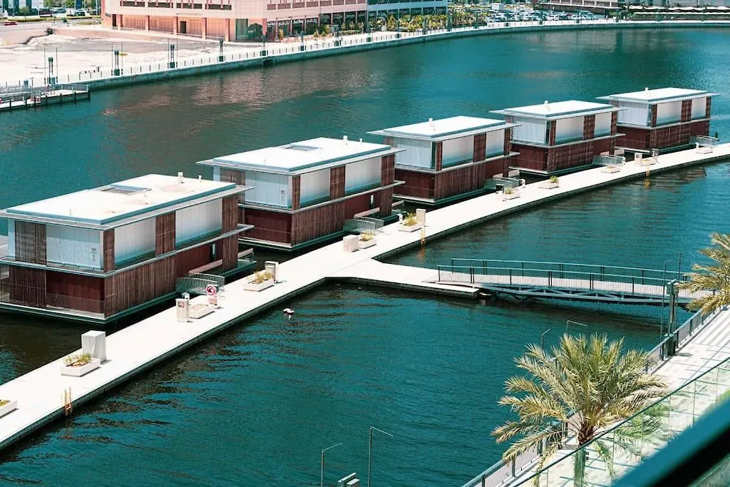 Lux Apartment With Huge Private Lounge I Burj & Canal View Dubai