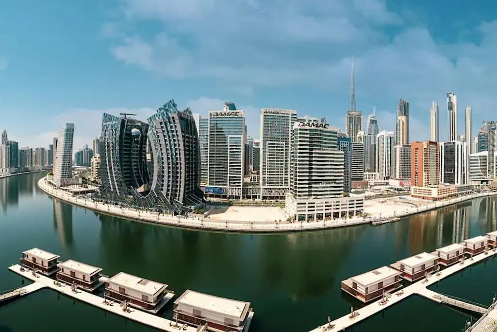 Lux Apartment With Huge Private Lounge I Burj & Canal View Dubai