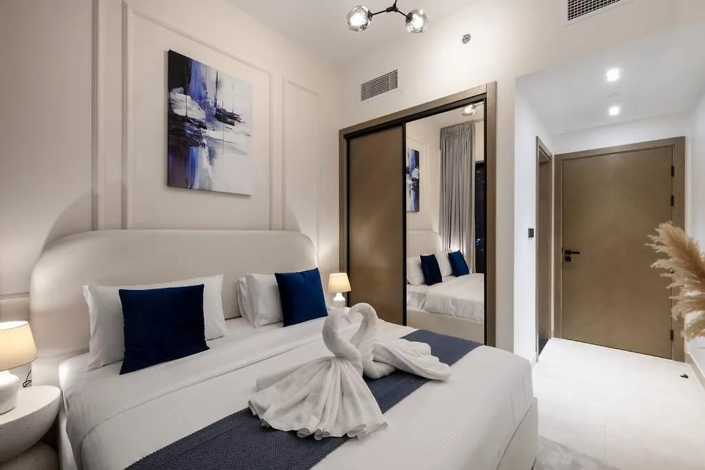 Lux Apartment With Huge Private Lounge I Burj & Canal View Dubai United Arab Emirates